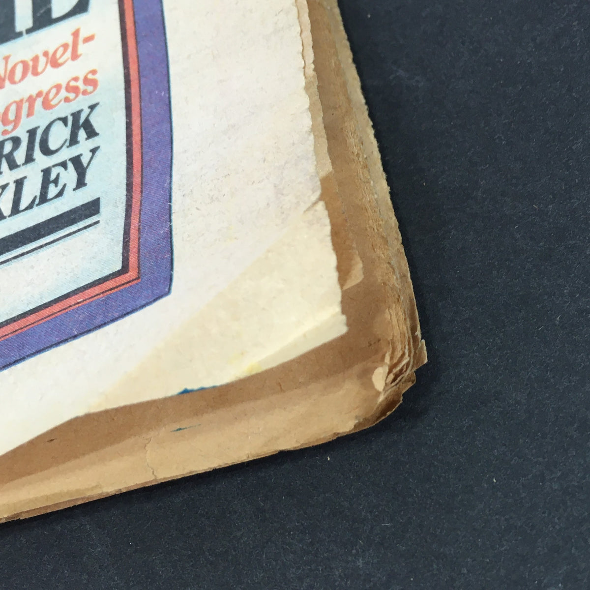 Image showing the spine and edge of the VTG Rolling Stone Magazine from October 5, 1978, highlighting its vintage condition.