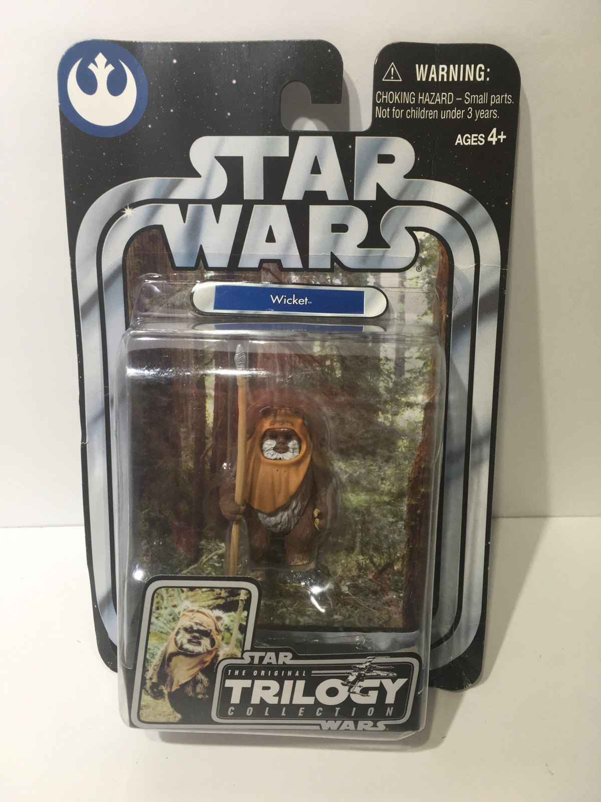 Star Wars Original Trilogy Collection OTC Wicket #17 action figure in packaging featuring Wicket the Ewok in a forest background.
