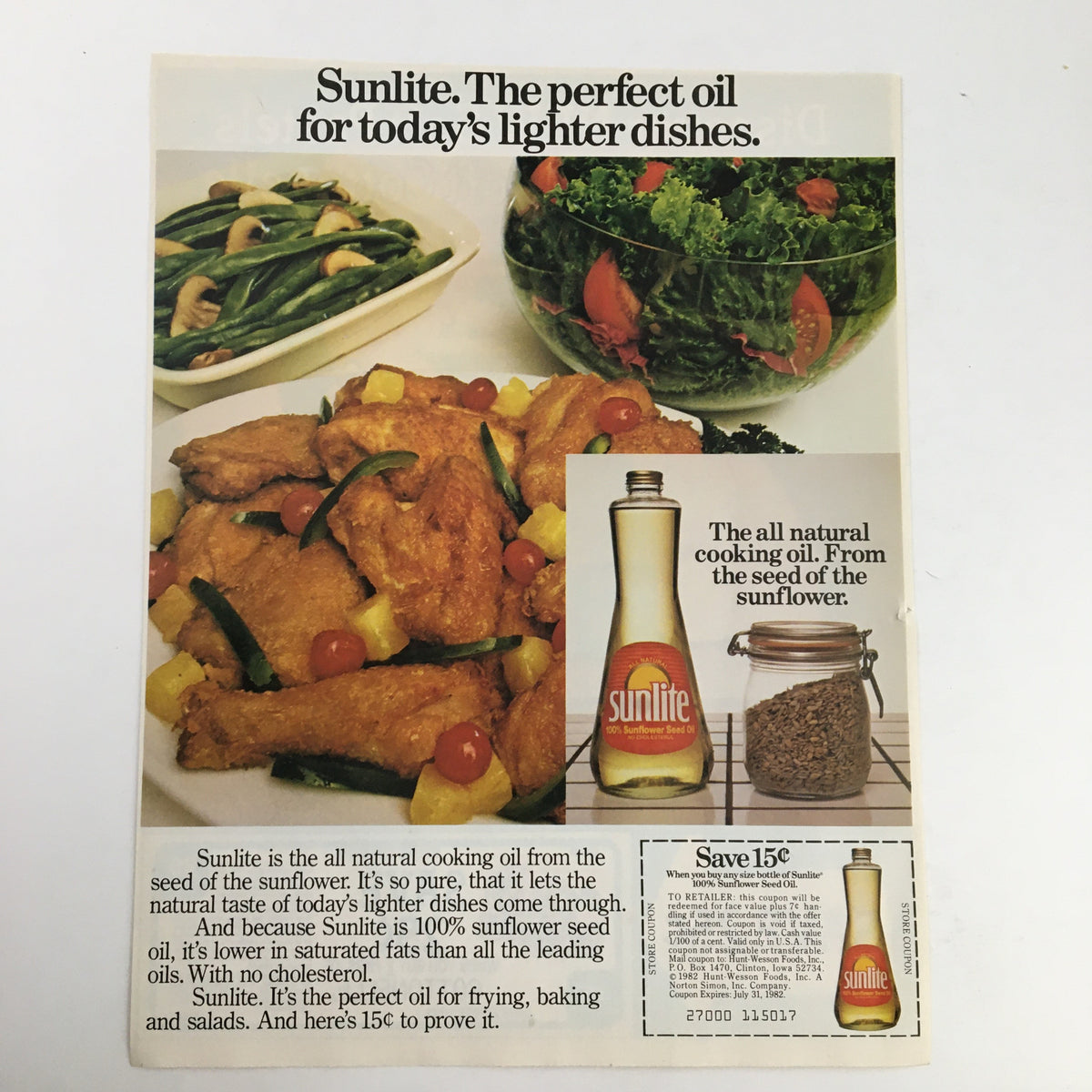 1982 Cottony Soft Cottonelle Circular Coupon Advertisement featuring Sunlite cooking oil with a vibrant image of dishes, emphasizing cooking quality and a coupon for 15 cents off.