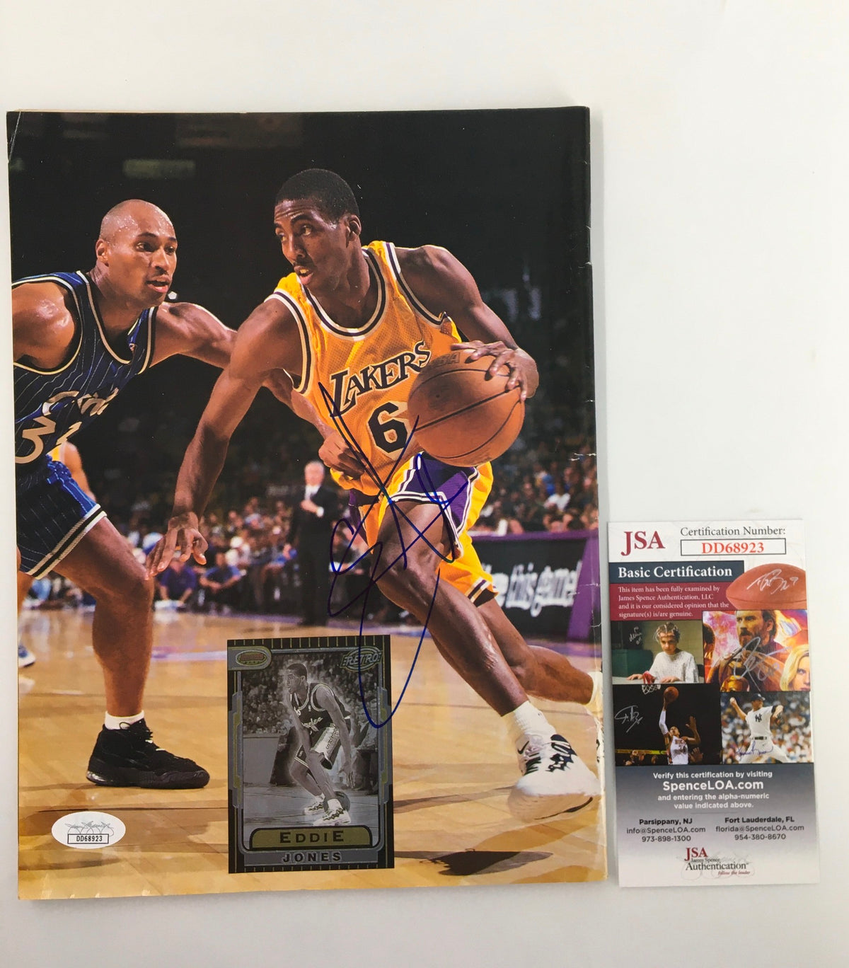 Eddie Jones Beckett Basketball #84 July 1997 JSA Certified Autographed magazine featuring Eddie Jones in Lakers uniform with an autographed basketball image.