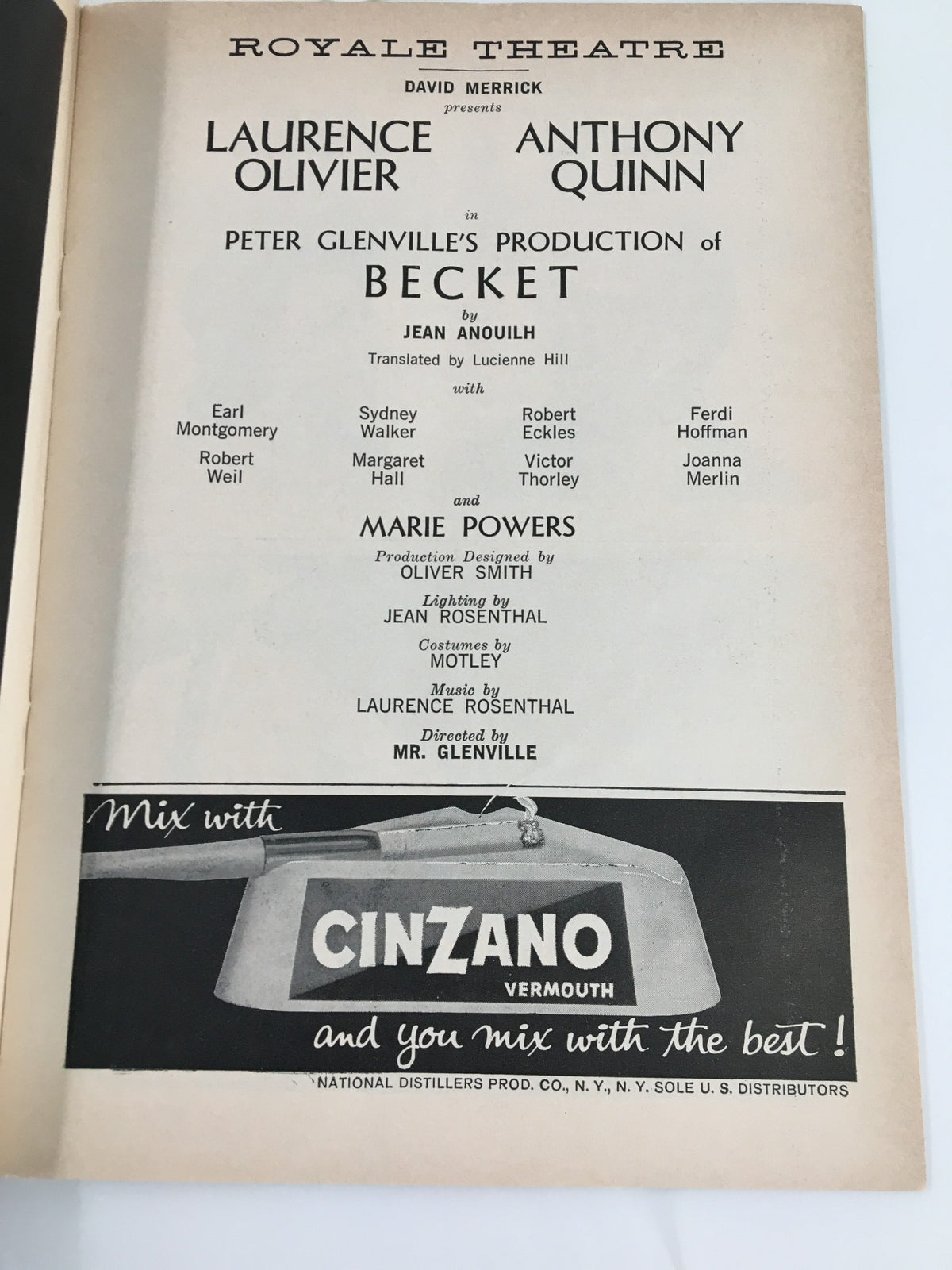 1961 Playbill from Royale Theatre showcasing Laurence Olivier and Anthony Quinn in Becket, featuring cast and production details.