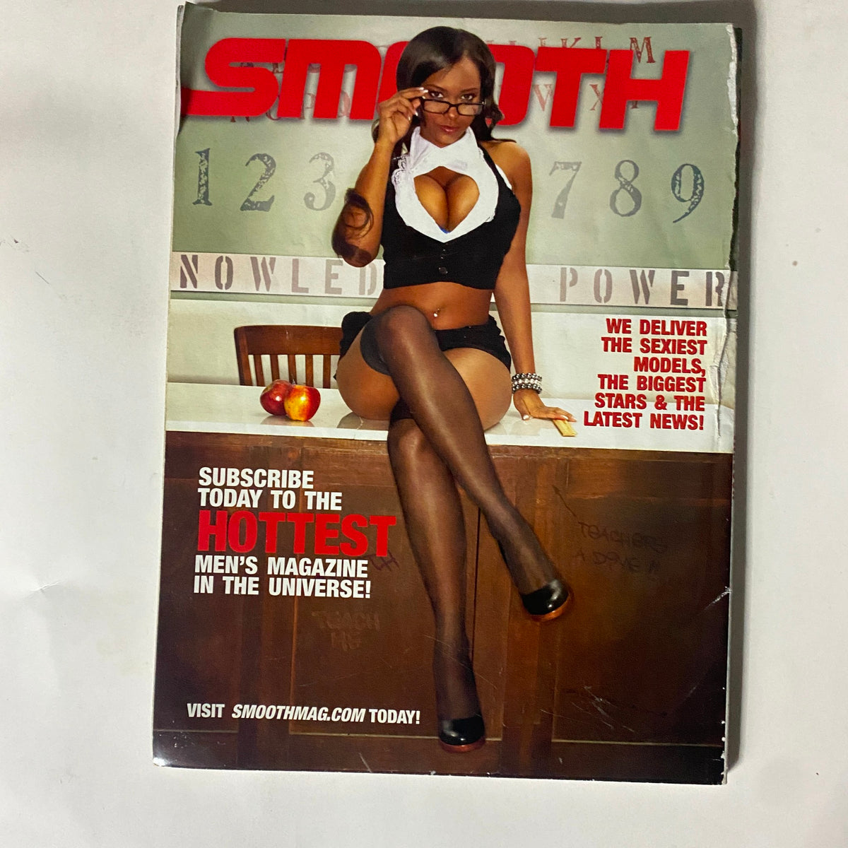 Smooth Magazine November 2008 featuring Vanessa Wilson on the cover, showcasing a stylish photo with hip-hop culture elements.