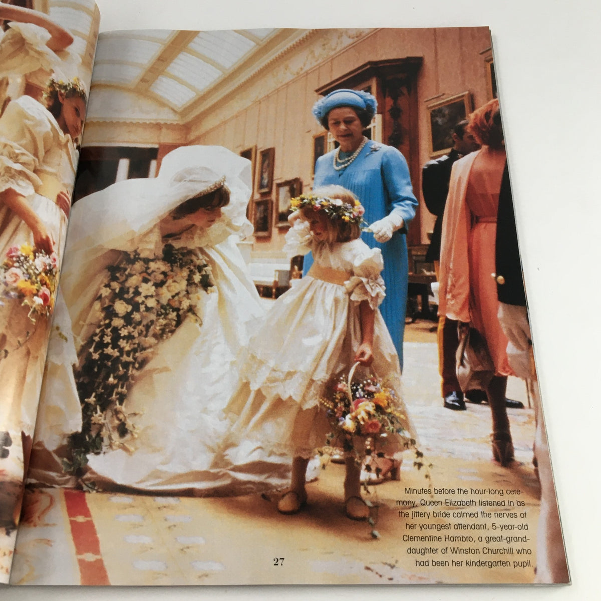 People Weekly Fall 1997 magazine showcasing Princess Diana in wedding attire with Queen Elizabeth and flower girls, moments before the ceremony.
