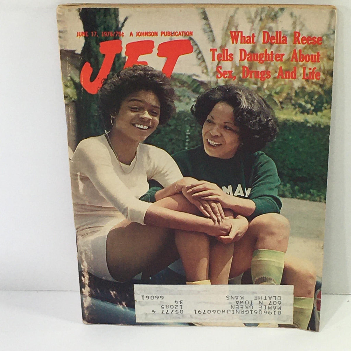 Cover of Jet Magazine, June 17, 1978, featuring the article 'What Della Reese Tells Daughter About Sex, Drugs, and Life,' showcasing two women smiling together in a relaxed outdoor setting.