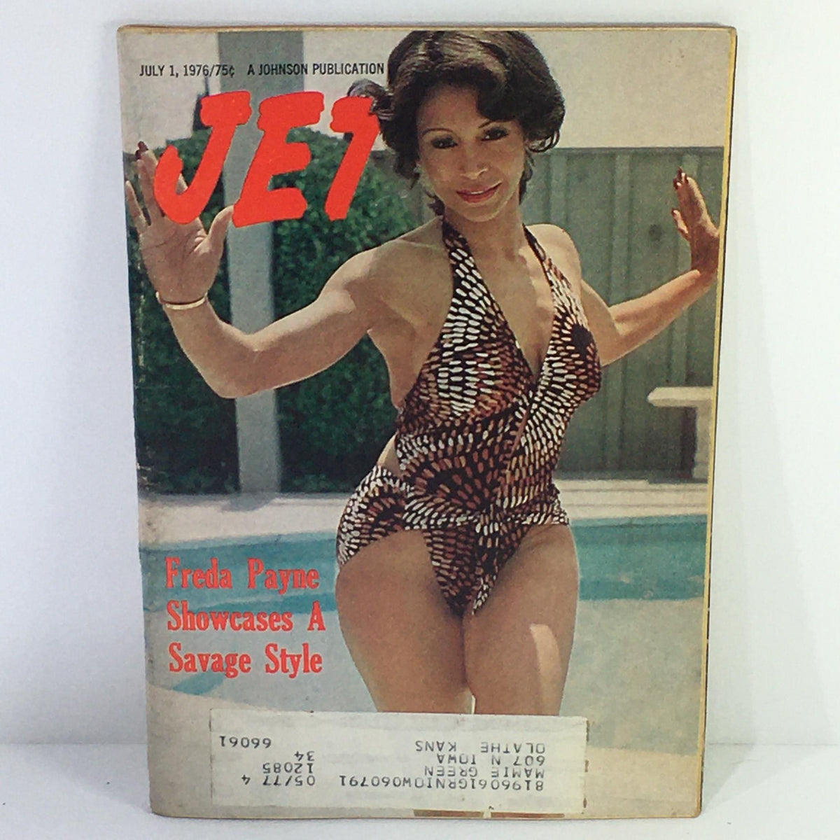 Cover of Jet Magazine dated July 1, 1976 featuring Freda Payne showcasing a savage style in a fashionable swimsuit, set against a poolside backdrop.