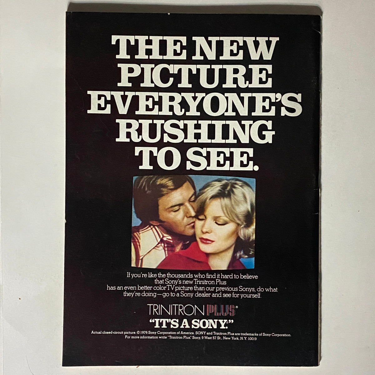 Rear cover advertisement for Sony's Trinitron Plus television, alongside the tagline 'THE NEW PICTURE EVERYONE'S RUSHING TO SEE' from The New Yorker magazine dated February 28, 1977.