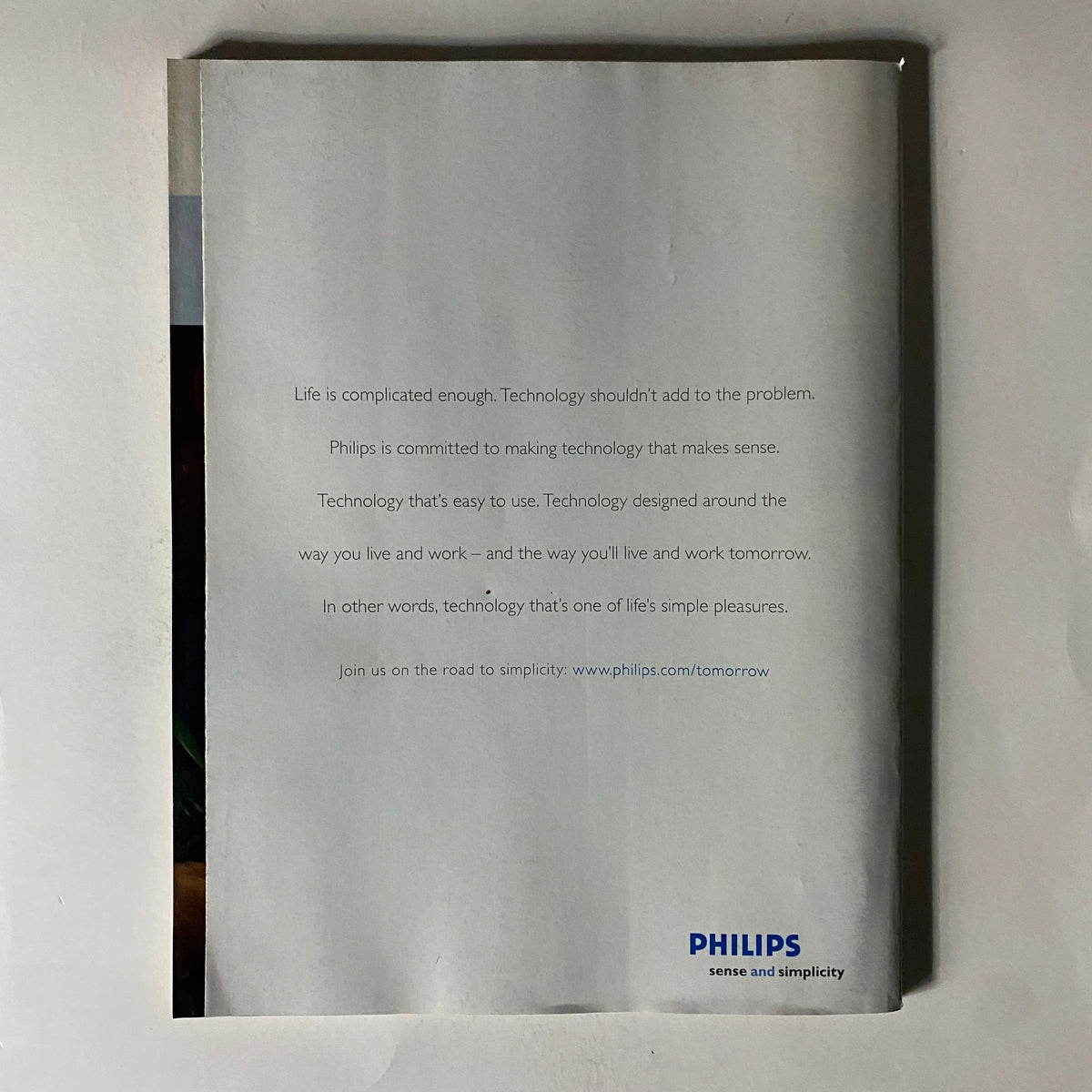 Back cover of Fortune Magazine May 29, 2006 featuring a promotional message by Philips about technology and simplicity.