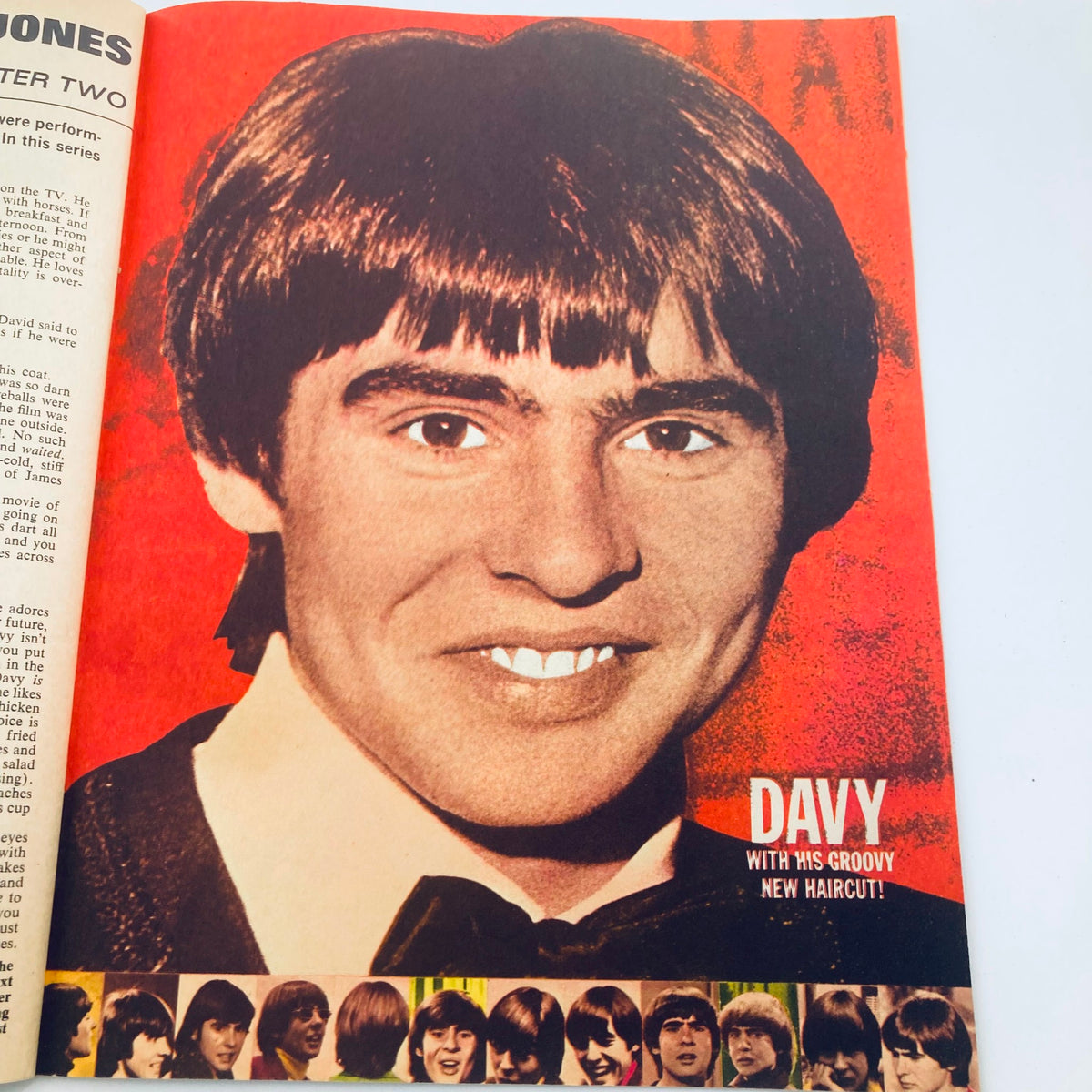 Page from VTG 16 Magazine July 1967 Vol 9 No. 2 highlighting Davy Jones with a vibrant background, emphasizing his style and look.