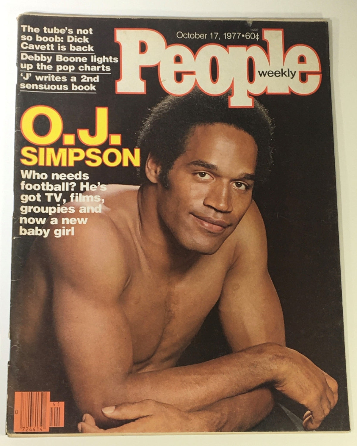 VTG People Weekly Magazine October 17 1977 featuring O.J. Simpson on the cover, showcasing celebrity culture and sports history.