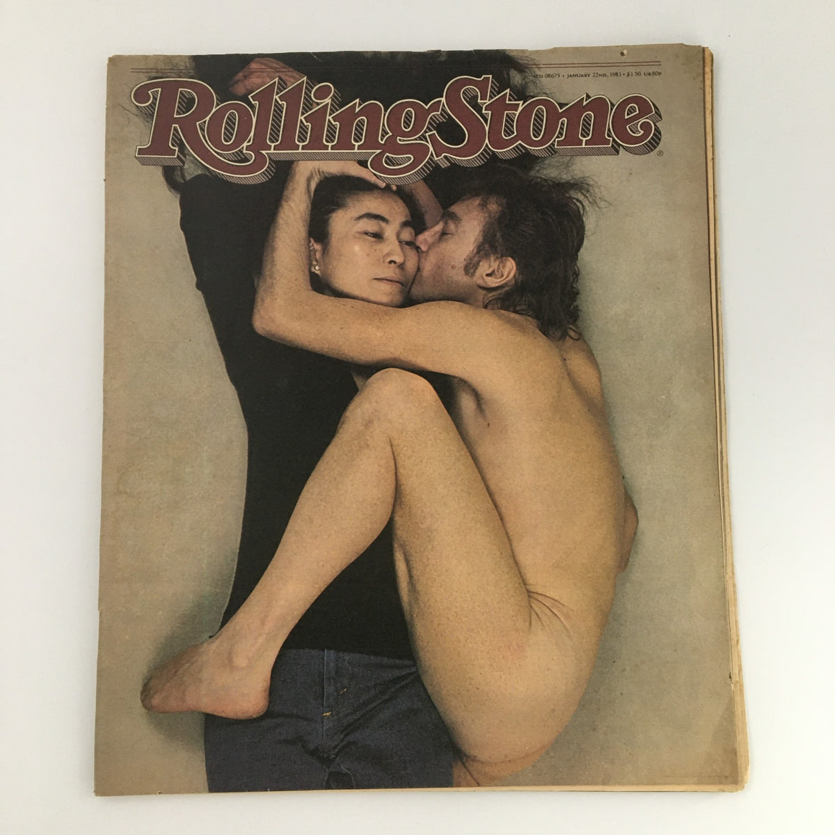 Vintage Rolling Stone Magazine featuring Yoko Ono and John Lennon on the cover, January 22, 1981 edition. A collectible representation of music history.