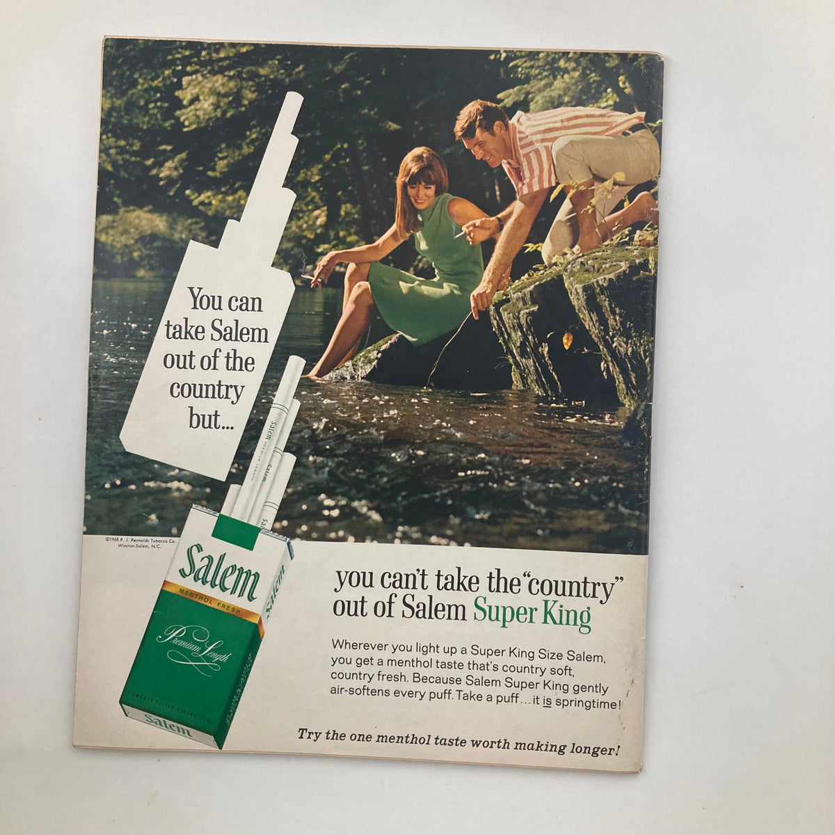 VTG Look Magazine November 12 1968, Volume 32, Number 23 featuring a vintage advertisement for Salem Super King cigarettes, showing a couple by a creek, highlighting the tagline about enjoying menthol taste.