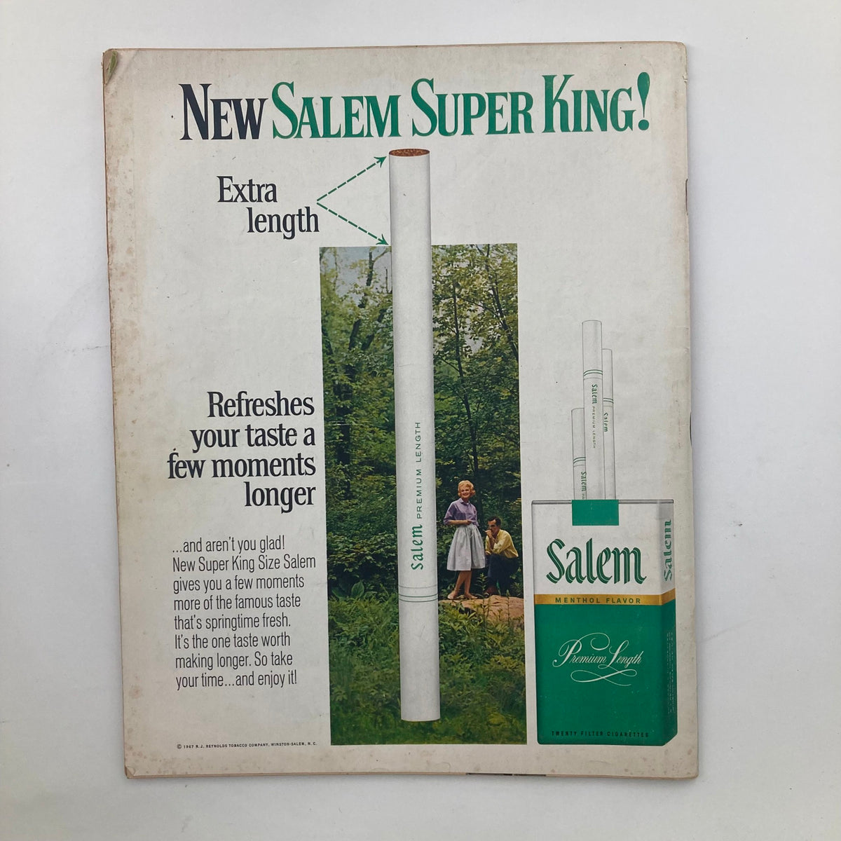 Back cover of VTG Look Magazine September 19 1967 Vol 31 No. 19 featuring an advertisement for Salem Super King cigarettes.