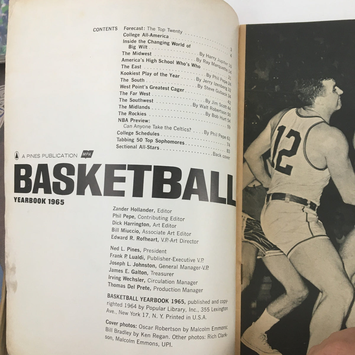 Page showcasing the contents of the Basketball Yearbook 1965, detailing articles and features.