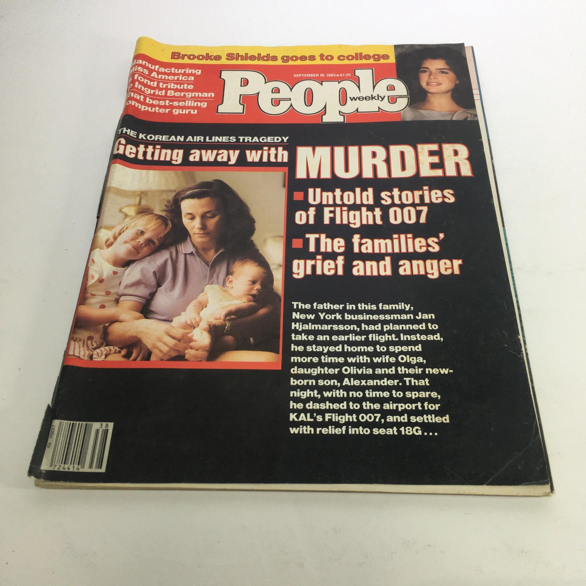 Cover of People Magazine dated September 18, 1983, featuring the headline 'Getting Away w/Murder' related to the Korean Airlines tragedy, showing a mother holding a baby with two children beside her, alongside bold text discussing untold stories of Flight 007 and family grief.