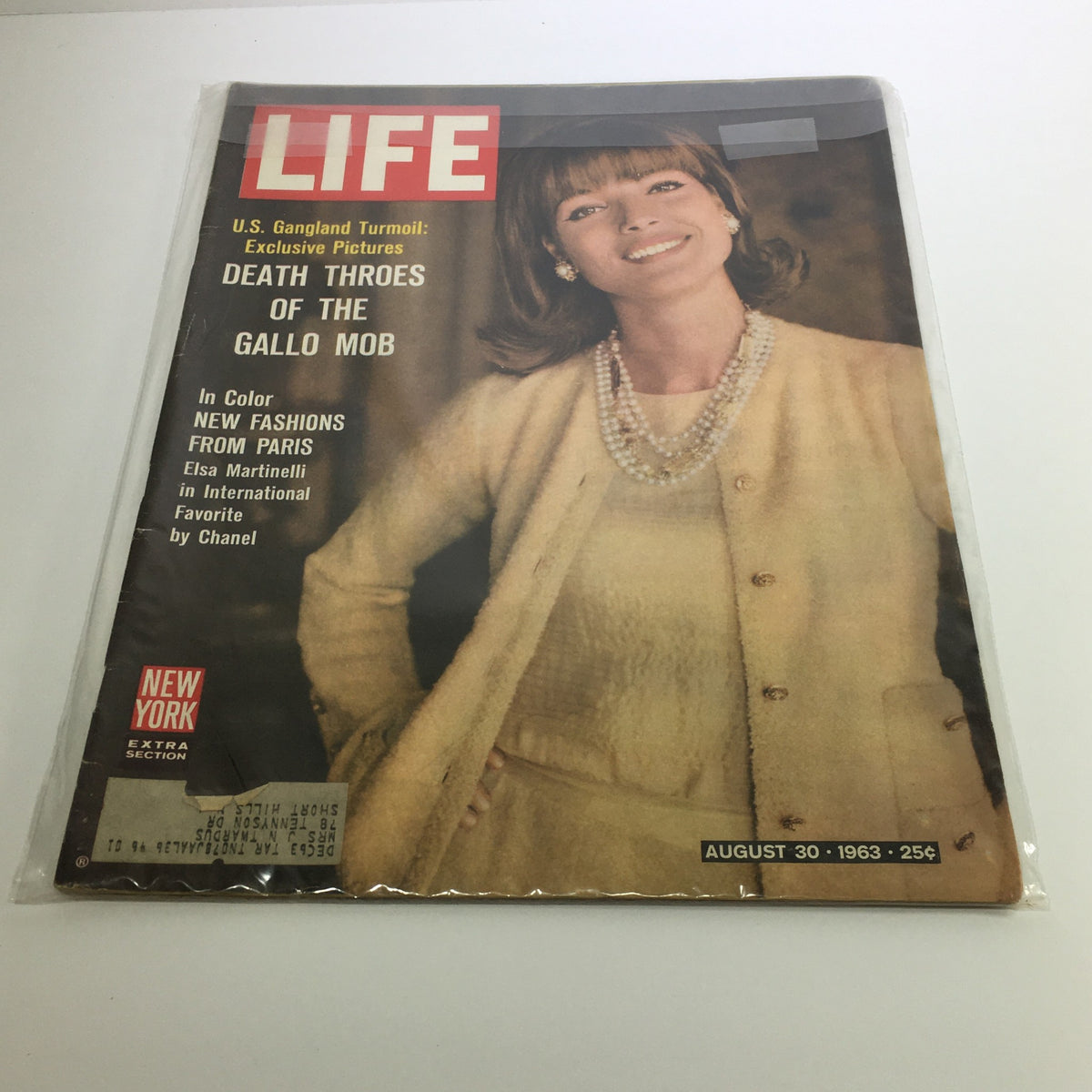 Life Magazine cover from August 30, 1963 featuring Elsa Martinelli in International Favorite by Chanel, showcasing vintage fashion from the early 1960s.