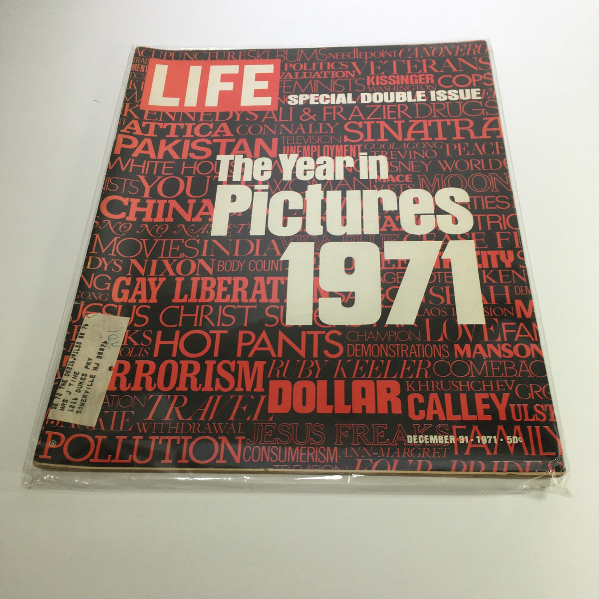 Cover of Life Magazine dated December 31, 1971, featuring the title 'The Year in Pictures 1971' with bold typography against a red and black background, showcasing significant events and cultural highlights from that year.