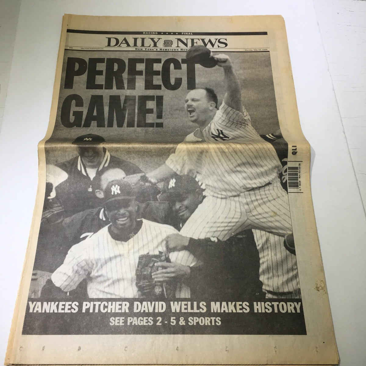 NY Daily News front page featuring the headline 'PERFECT GAME!' celebrating Yankees pitcher David Wells' historic moment, dated May 18, 1998.