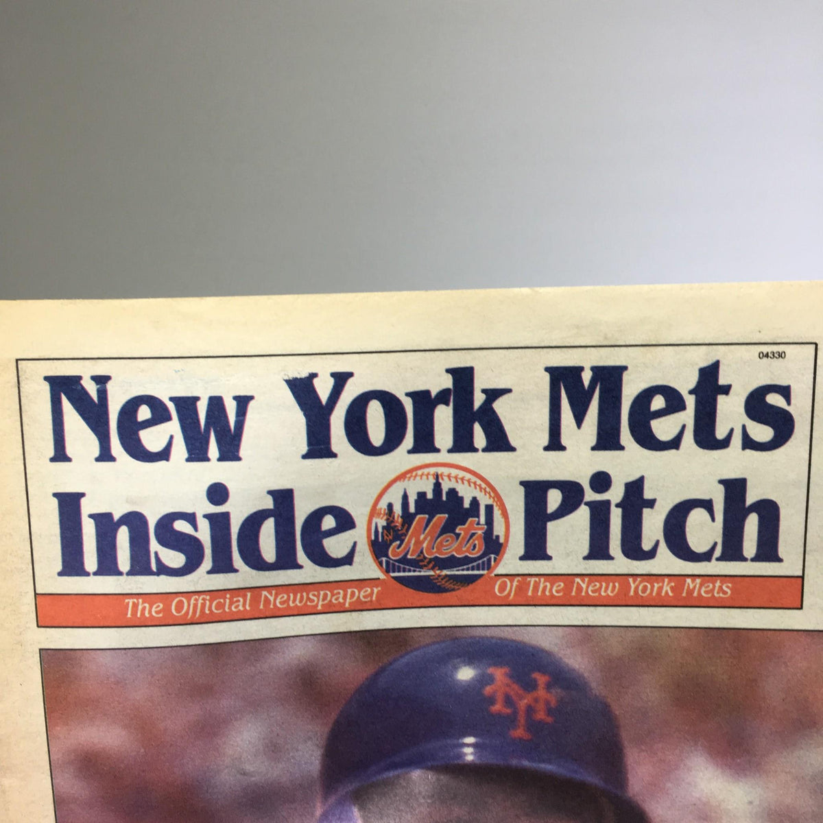 Close-up of the header from the October 1990 New York Mets newspaper titled 'Inside Pitch'.