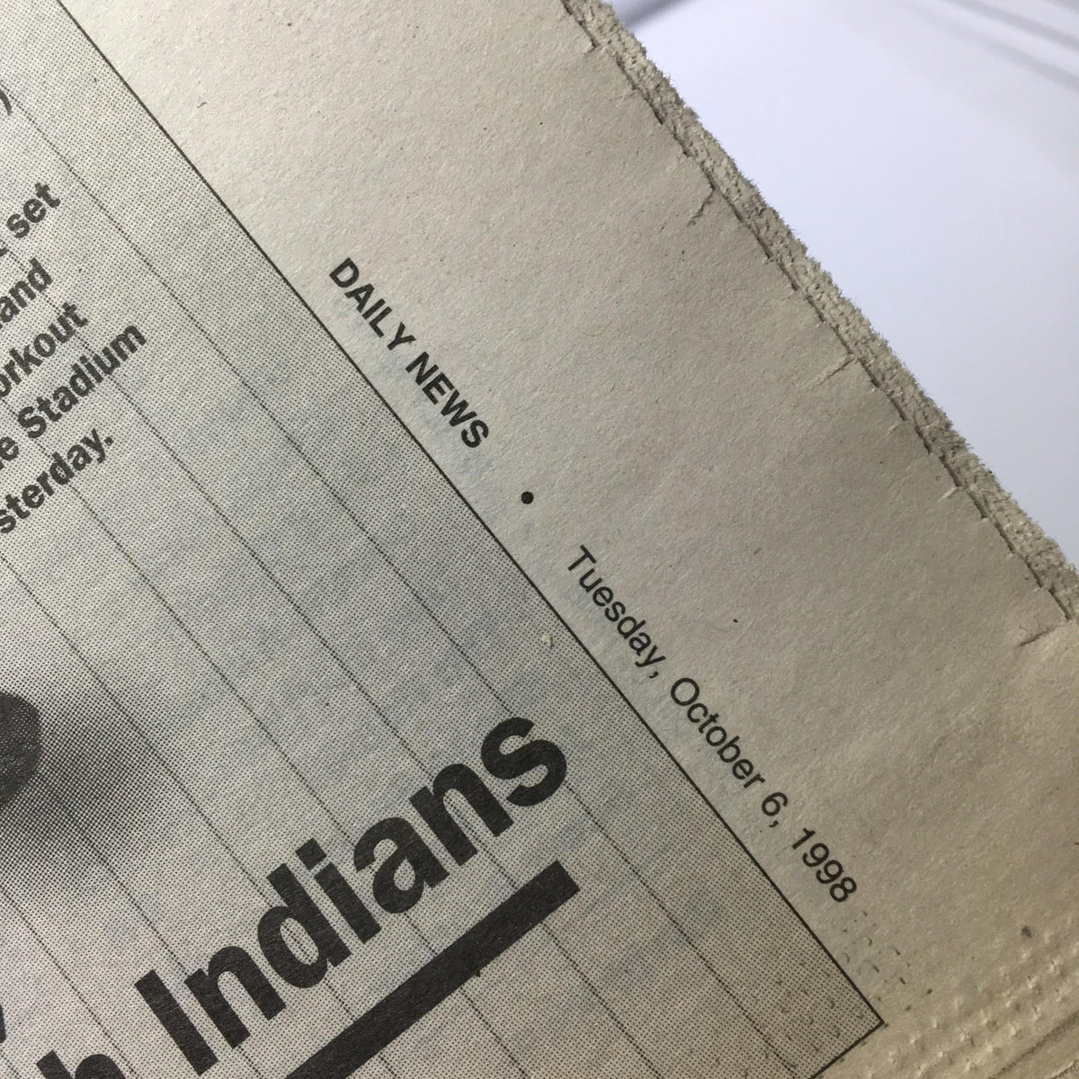 Close-up of NY Daily News: Oct 6 1998 PlayOff Special featuring the date and branding, emphasizing the historic playoff context.
