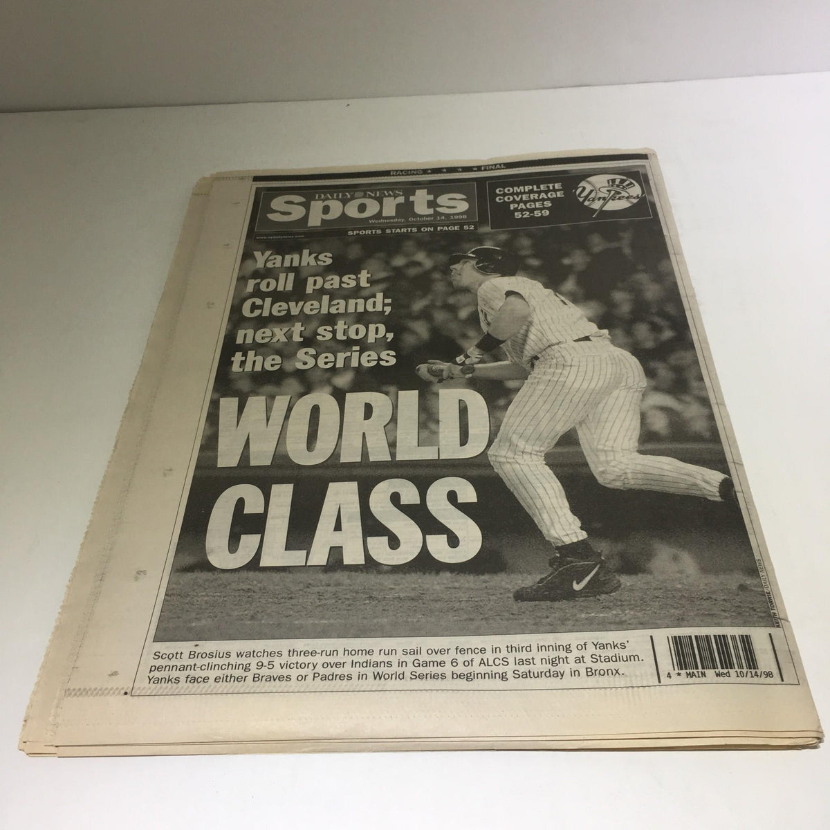 NY Daily News Sports section from October 14, 1998, with the headline 'WORLD CLASS' as the Yankees clinch their place in the World Series.