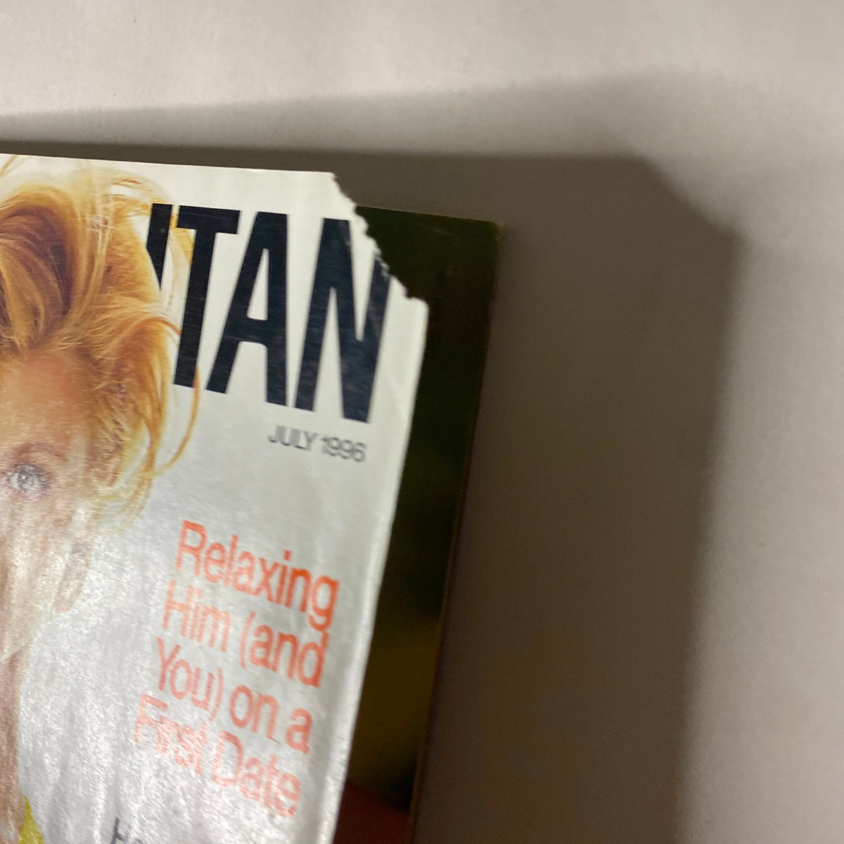 Cover of Cosmopolitan Magazine July 1996 featuring Julia Roberts with the issue title prominently displayed.
