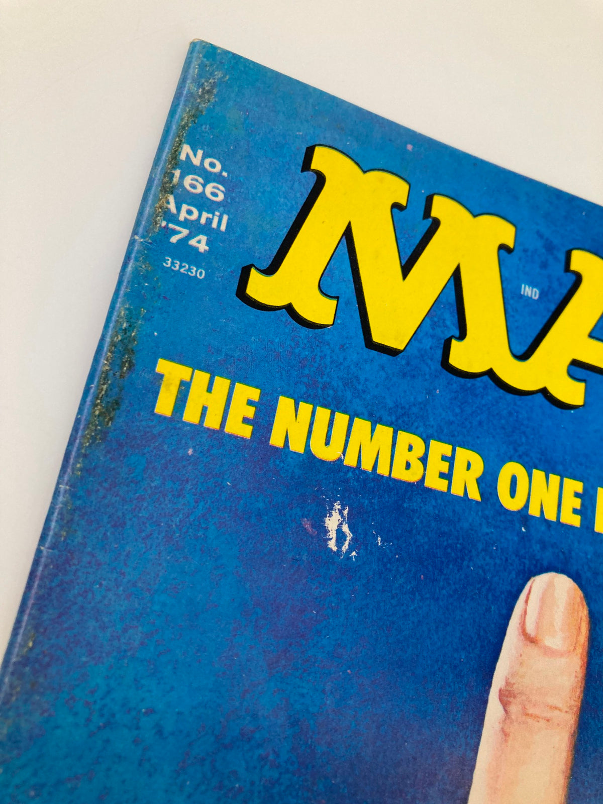 Mad Magazine April 1974 No. 166 The Middle Finger VG Very Good 4.0 No Label