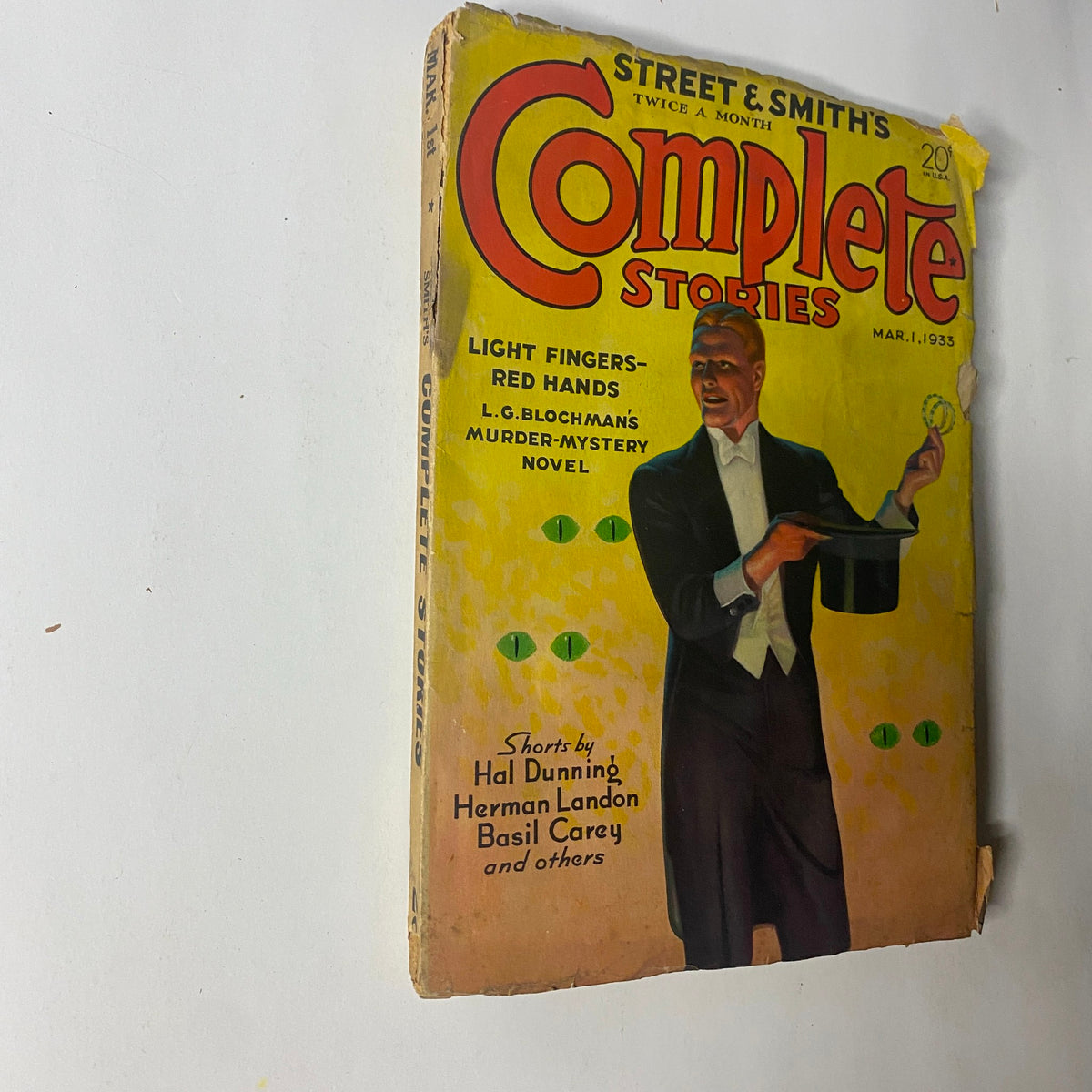 Complete Stories Magazine March 1, 1933 showcasing 'Light Fingers—Red Hands,' a crime and adventure novel. The cover art depicts a magician in a tuxedo, capturing the vintage aesthetic of early 1930s pulp magazines.