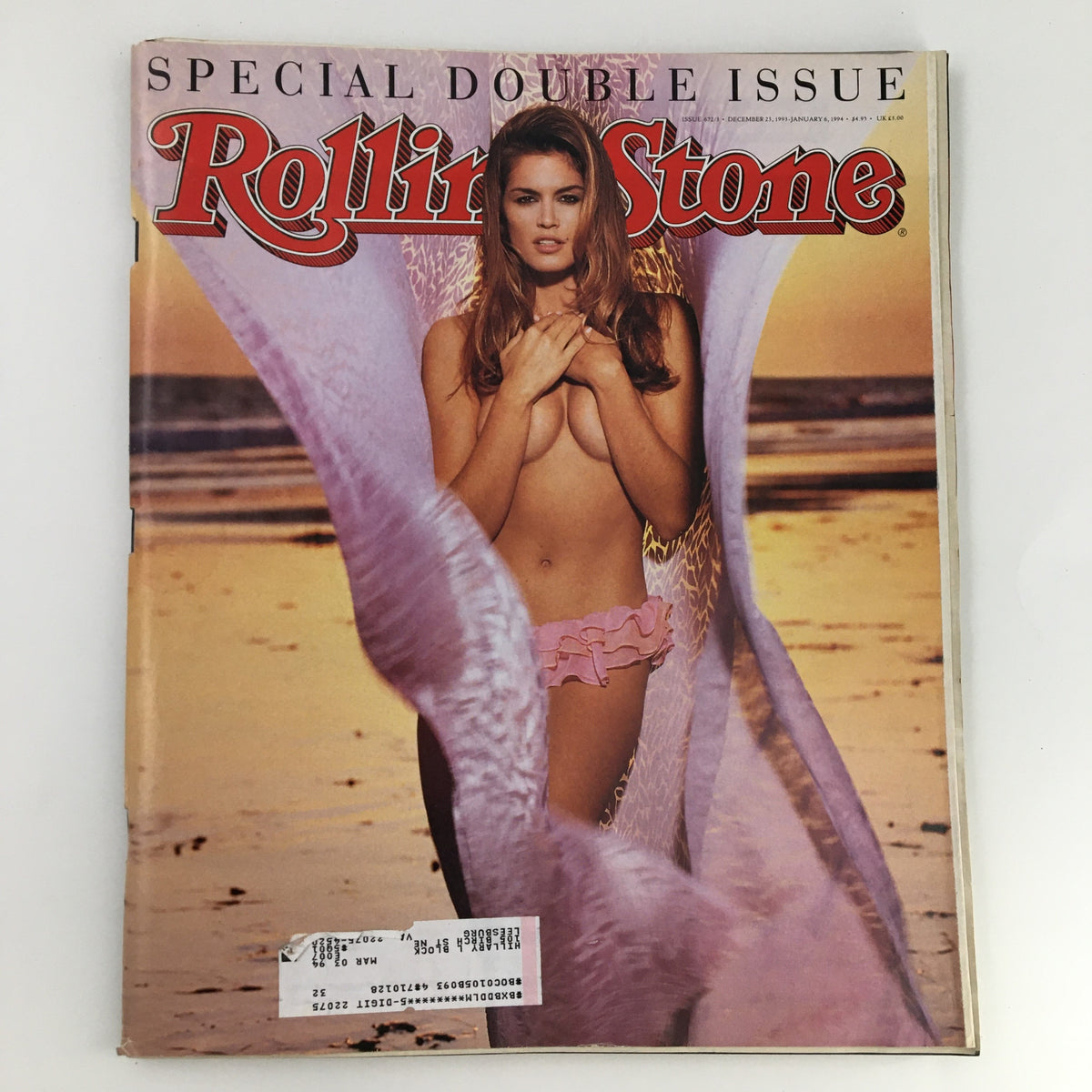 Cover of Rolling Stone Magazine December 23 1993 featuring Cindy Crawford in a beach setting.