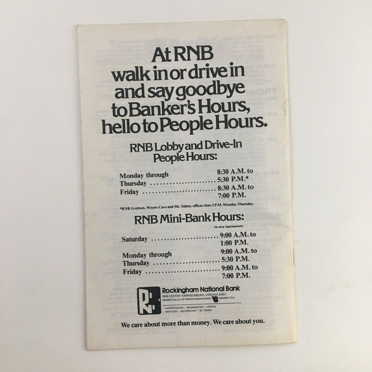 Back cover of the TV Review Catalog from September 25, 1977, featuring an advertisement for RNB bank hours and services.