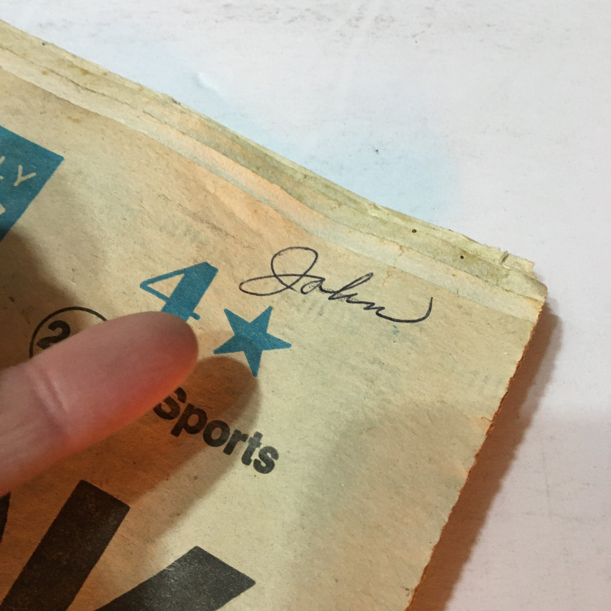 VTG Philadelphia Daily News March 31 1981 - John Warnock Hinckley Jr. - Image highlighting a handwritten signature on the newspaper, adding a personal touch to the vintage publication.