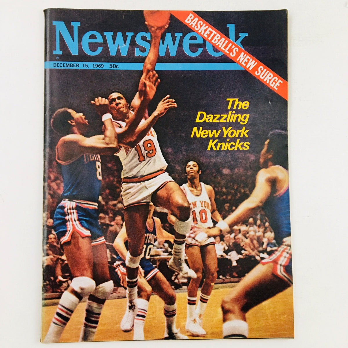 Cover of Newsweek Magazine, December 15, 1969, featuring NBA New York Knicks' Willis Reed, no label present
