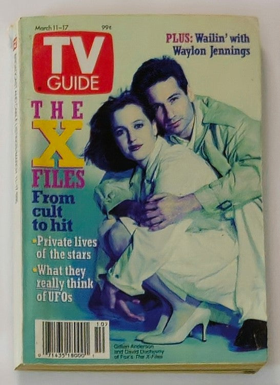 TV Guide Magazine cover from March 11, 1995, featuring David Duchovny and Gillian Anderson, stars of The X-Files, highlighting features on their lives and UFOs, a vintage collectible reflecting 1990s pop culture.