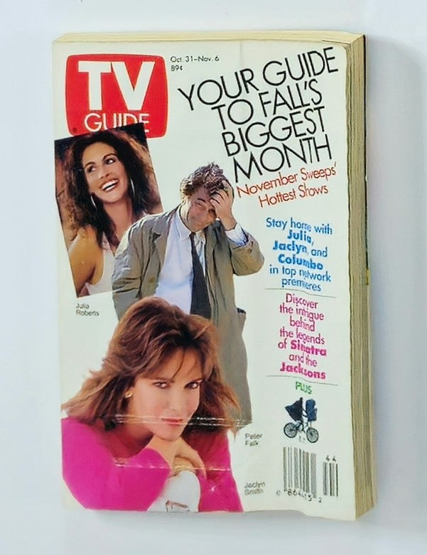 Cover of TV Guide Magazine dated October 31 - November 6, 1992, featuring Julia Roberts and Jaclyn Smith. The magazine highlights November sweeps and includes articles about popular television shows from the era.