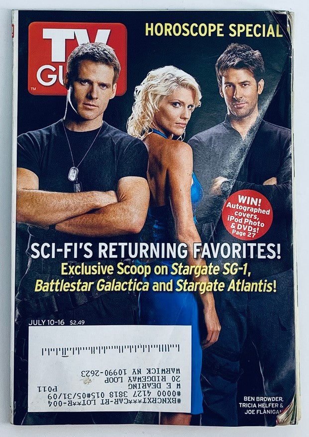 Cover of TV Guide Magazine July 10, 2005 featuring Ben Browder and Joe Flanigan, highlighting sci-fi series like Stargate SG-1 and Battlestar Galactica.