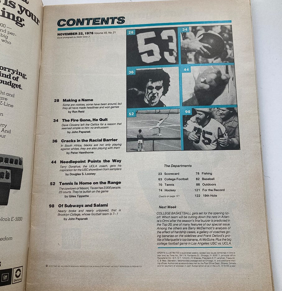 Table of contents from the VTG Sports Illustrated Magazine dated November 22, 1976, listing articles and features including Walter Payton as a prominent highlight.