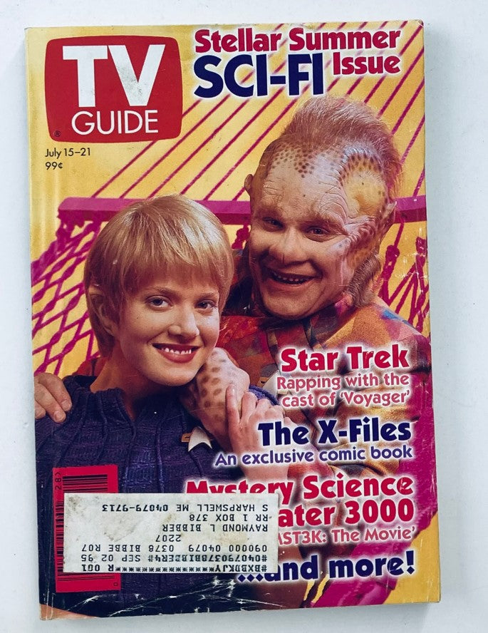 Cover of TV Guide Magazine dated July 15 1995 featuring stars Ethan Phillips and Jennifer Lien from Star Trek: Voyager, highlighting sci-fi series and special features including The X-Files and Mystery Science Theater 3000.