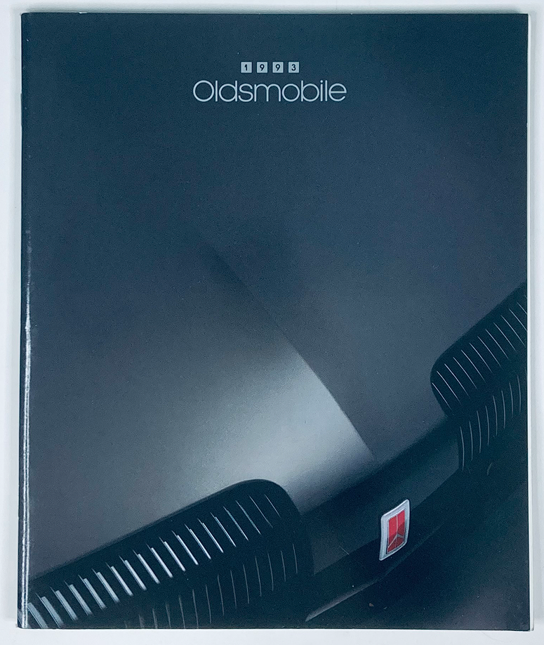 1993 Oldsmobile Lineup Dealer Showroom Sales Brochure Catalog cover featuring a sleek design and prominent Oldsmobile emblem.
